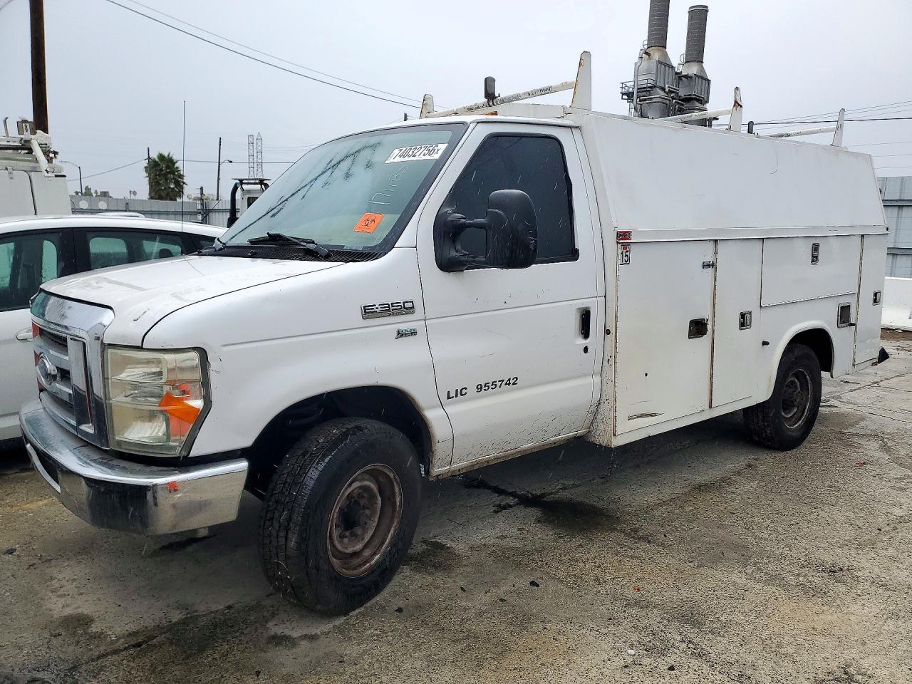 2013 FORD ECONOLIN E350 SUPER DUTY CUTAWAY VAN | 1FDWE3FL8DDB09587 | UPCARS