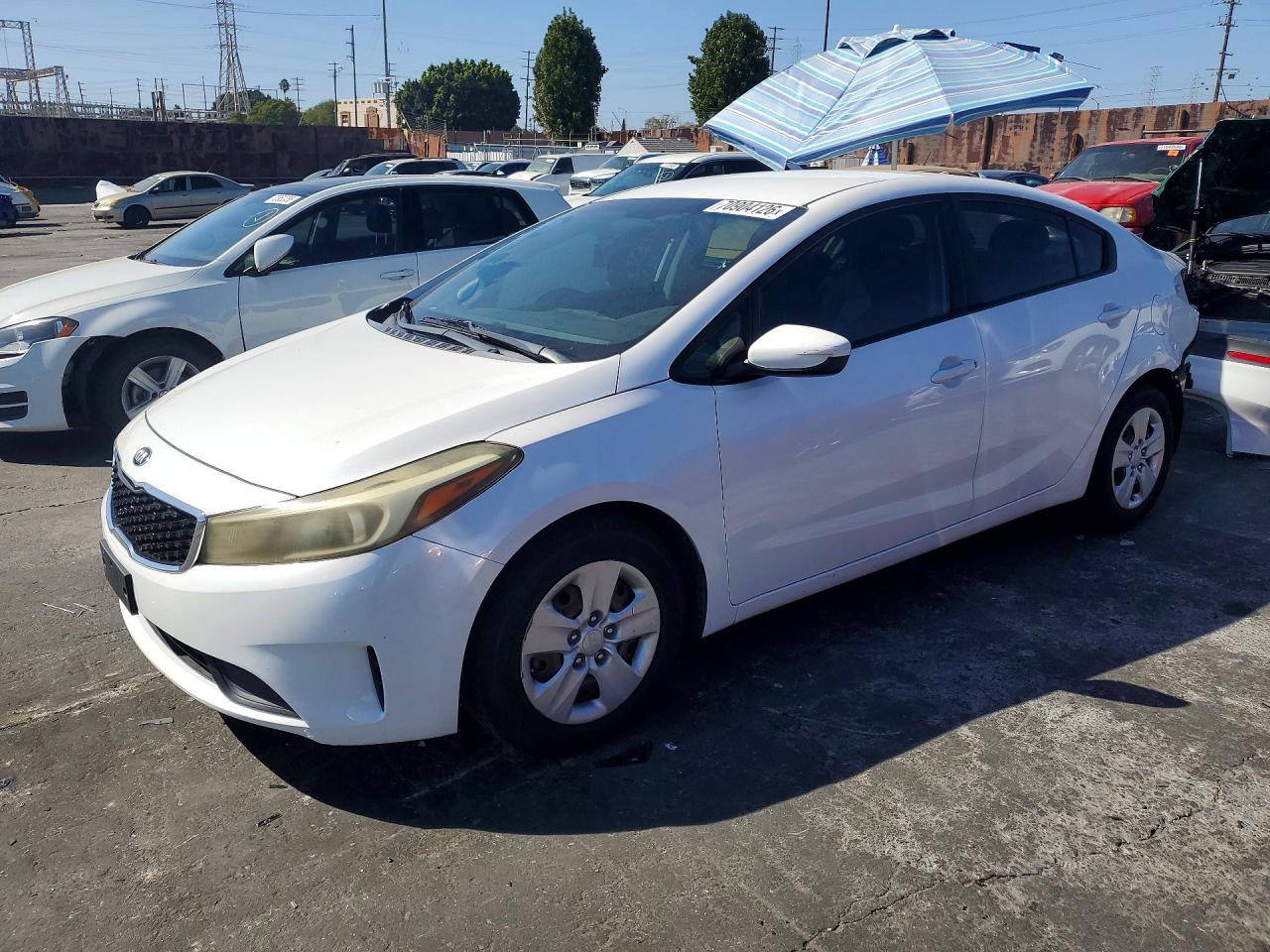 2018 KIA FORTE LX | 3KPFL4A75JE186406 | UPCARS