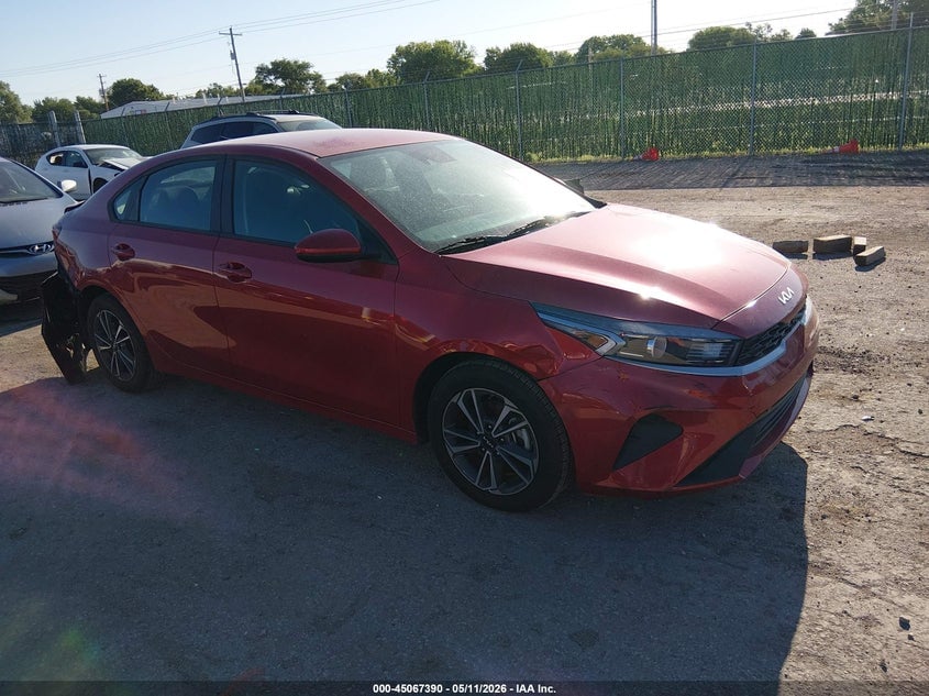 2024 KIA FORTE LXS | 3KPF24AD8RE712516 | UPCARS