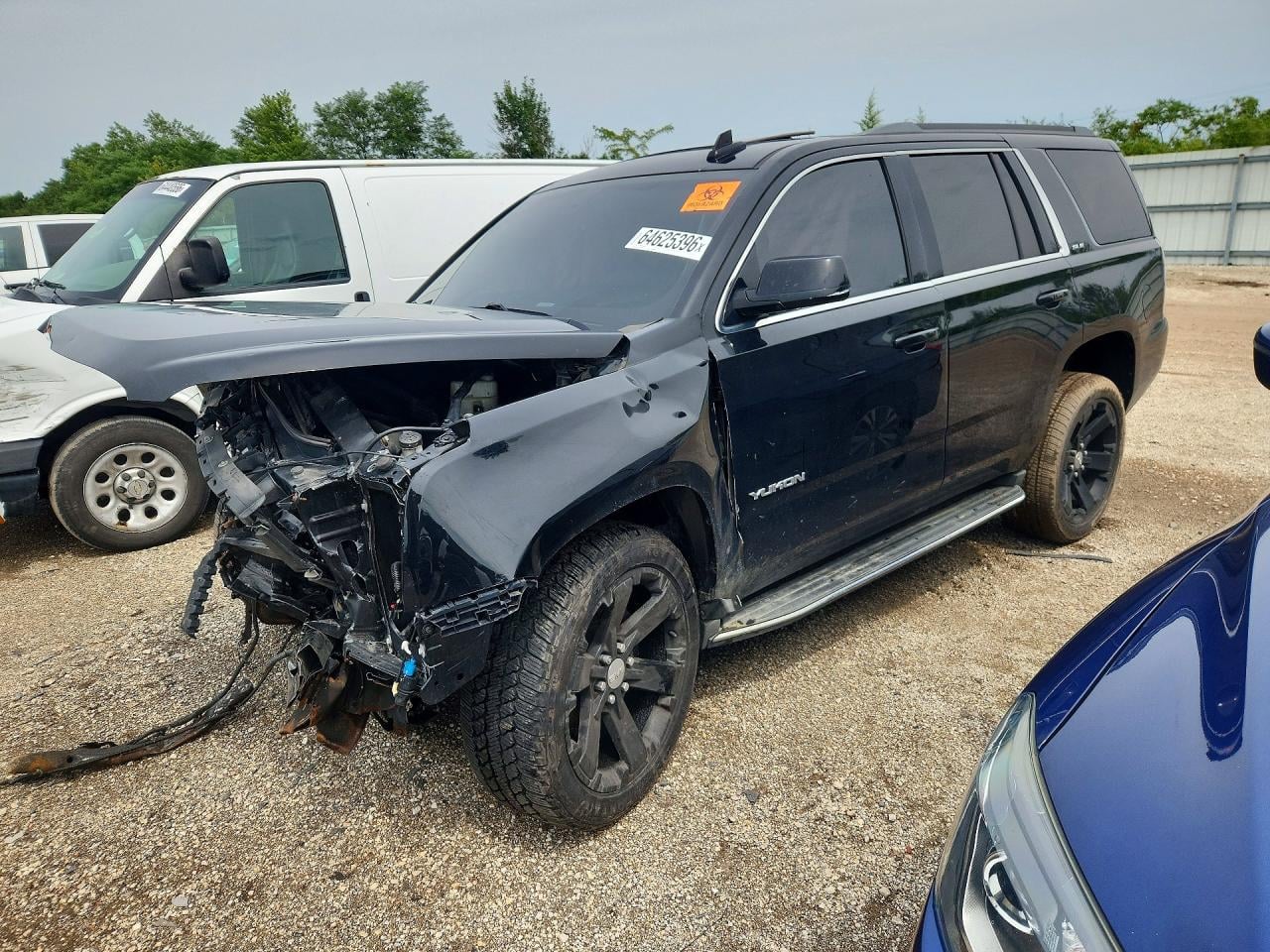 2016 GMC YUKON SLE | 1GKS2AKC4GR387646 | UPCARS