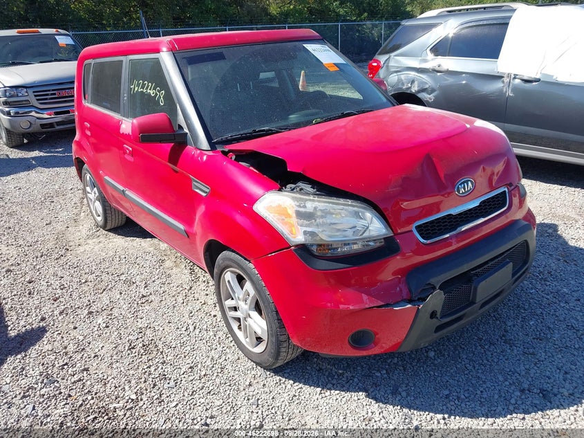 2010 KIA SOUL + | KNDJT2A28A7066067 | UPCARS