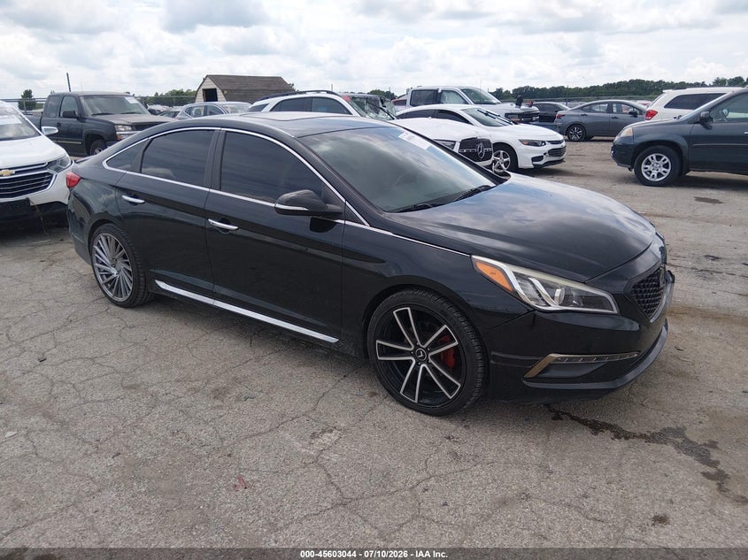 2015 HYUNDAI SONATA LIMITED | 5NPE34AF9FH084046 | UPCARS