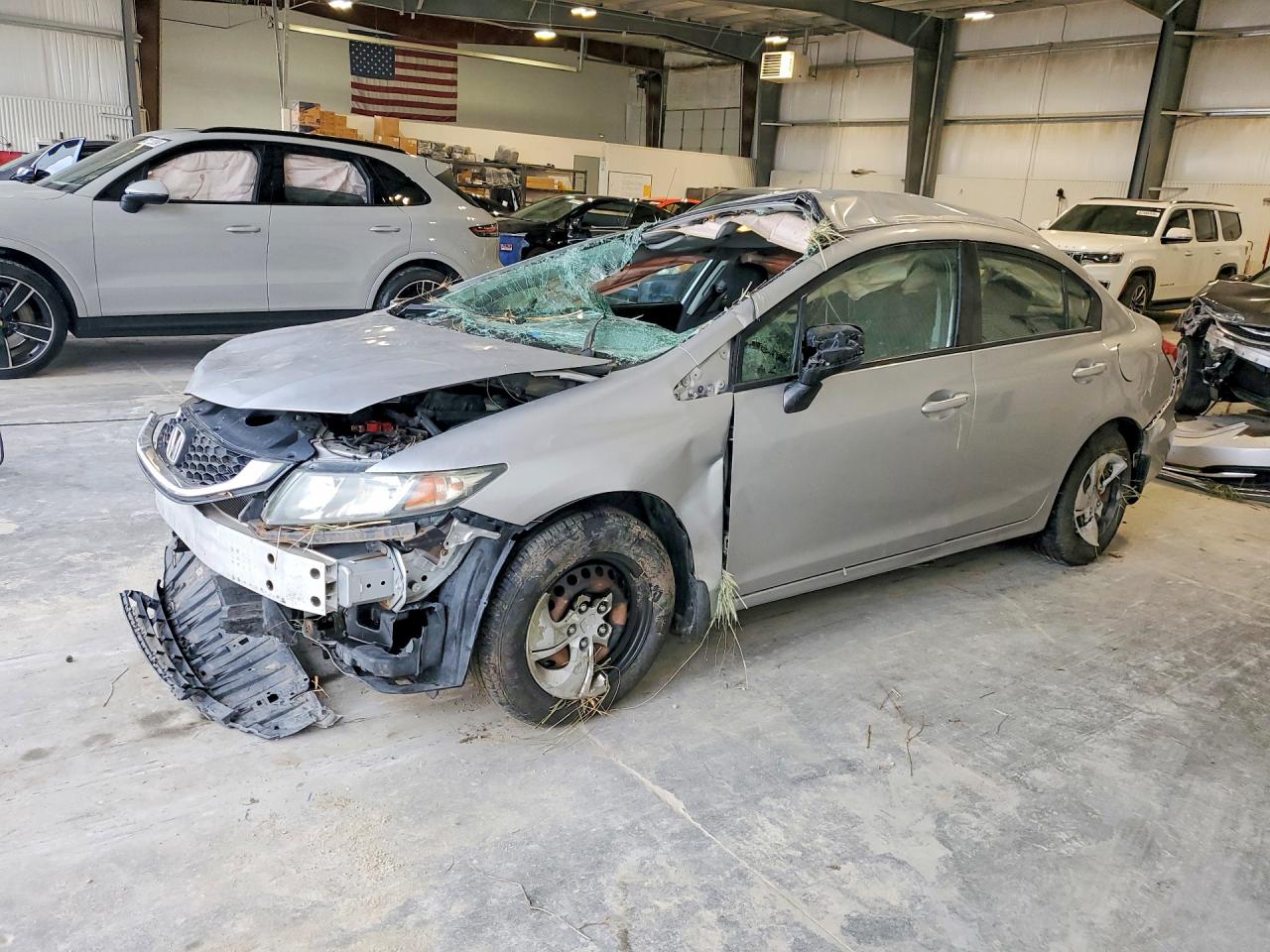 2015 HONDA CIVIC LX | 19XFB2F50FE011549 | UPCARS