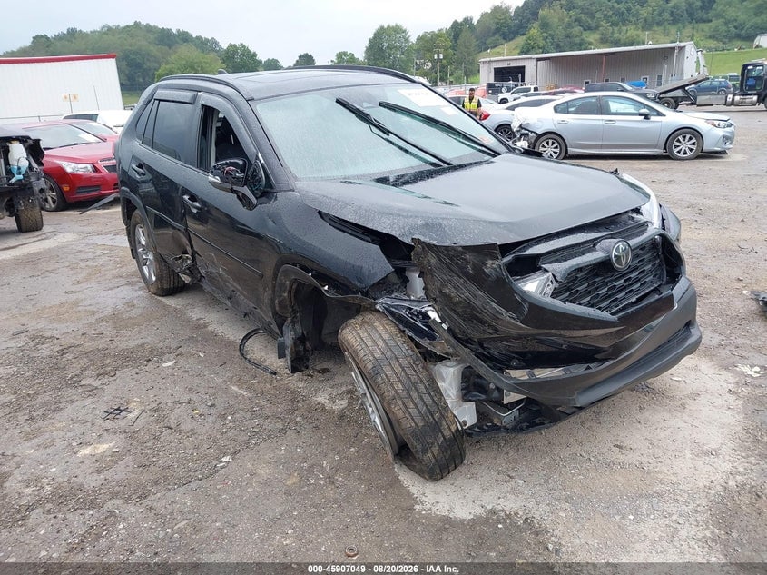 2025 TOYOTA RAV4 XLE | 2T3P1RFV9SW546121 | UPCARS