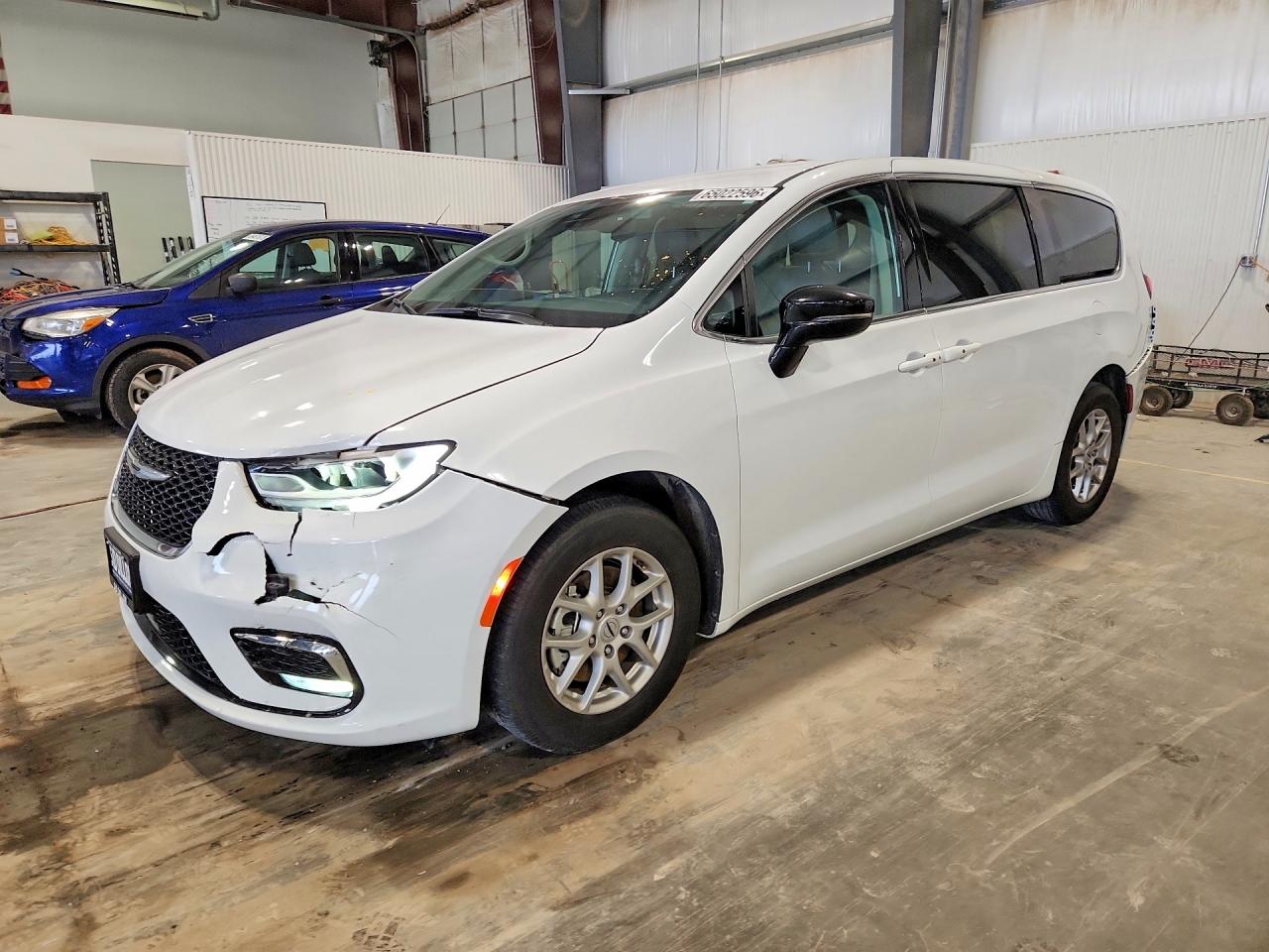 2024 CHRYSLER PACIFICA TOURING L | 2C4RC1BG3RR168622 | UPCARS