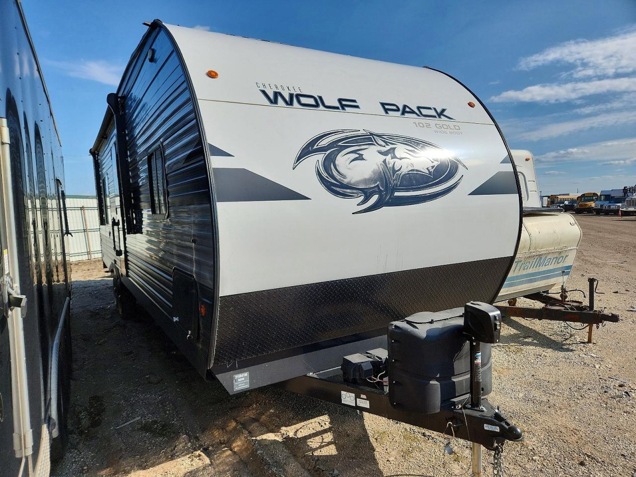 2022 FORE - FOREST RIVER WOLF PACK FOREST RIVER CHEROKEE WOLF PACK CAMPER | 5ZT2CTMBXN1219416 | UPCARS