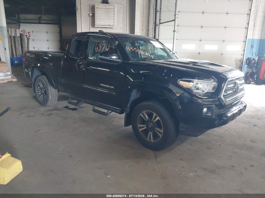 2017 TOYOTA TACOMA TRD SPORT | 5TFSZ5AN2HX115840 | UPCARS