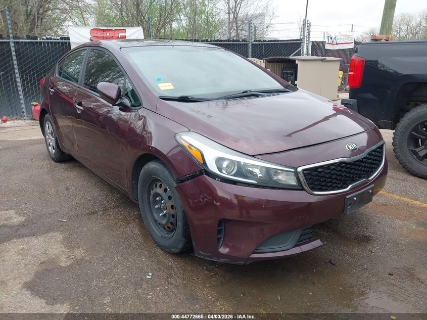 2017 KIA FORTE LX | 3KPFK4A79HE028132 | UPCARS