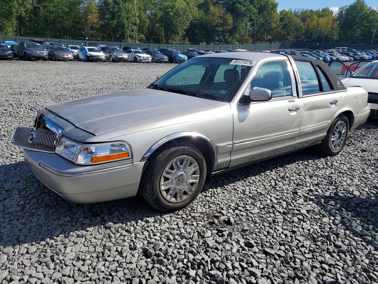 2005 MERCURY GRMARQUIS GS | 2MEFM74W75X629252 | UPCARS
