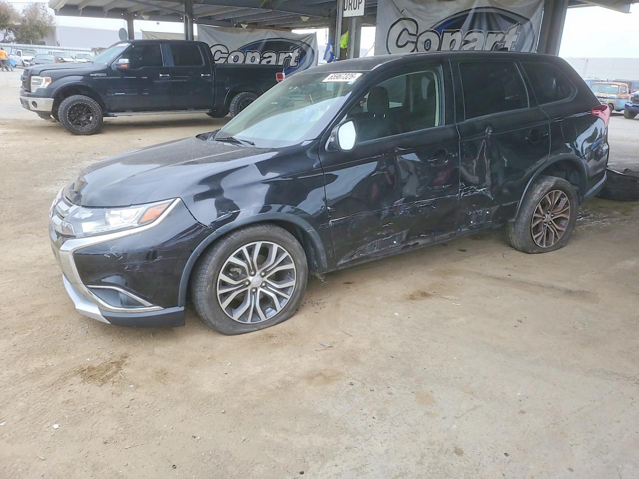 2018 MITSUBISHI OUTLANDER SE | JA4AZ3A3XJZ043028 | UPCARS