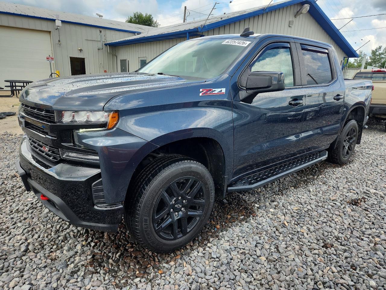 2021 CHEVROLET SILVERADO K1500 LT TRAIL BOSS | 1GCPYFED9MZ334051 | UPCARS