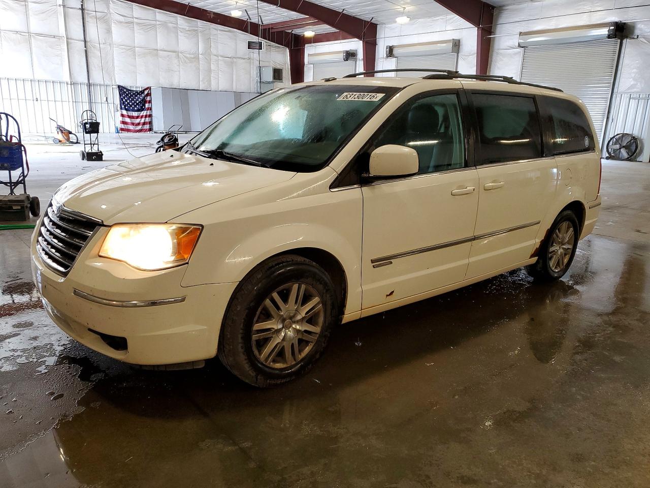 2010 CHRYSLER MINIVAN TOURING | 2A4RR5DX7AR290739 | UPCARS