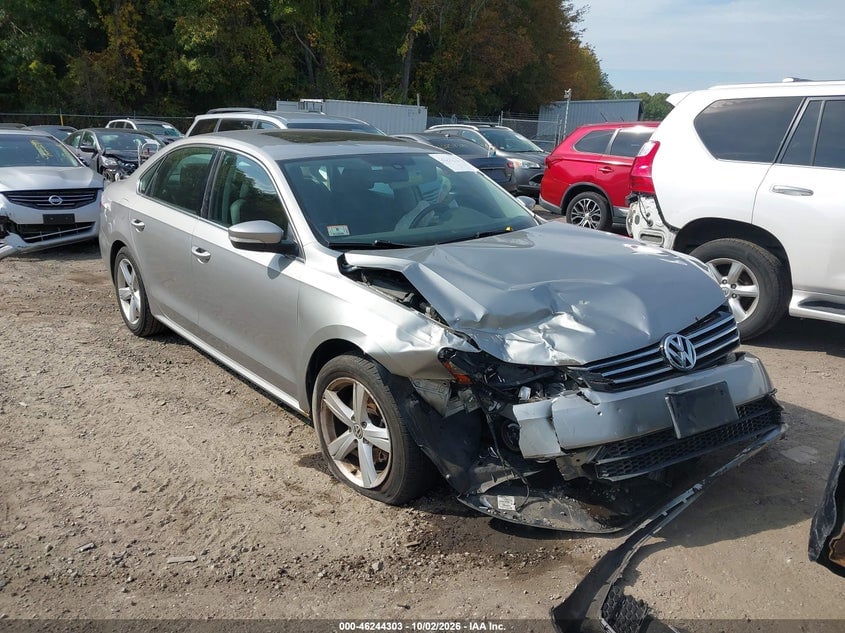 2013 VOLKSWAGEN PASSAT 2.5L SE | 1VWBP7A3XDC045700 | UPCARS