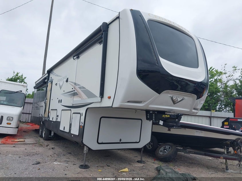 2022 CEDAR CREEK 38EBS | 4X4FCRP25NS229566 | UPCARS