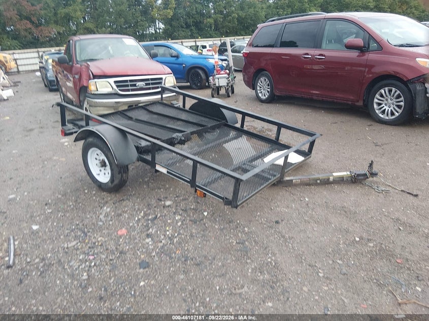 2017 CARRY ON FLATBED TRAILER | 4YMBU0811HV034647 | UPCARS