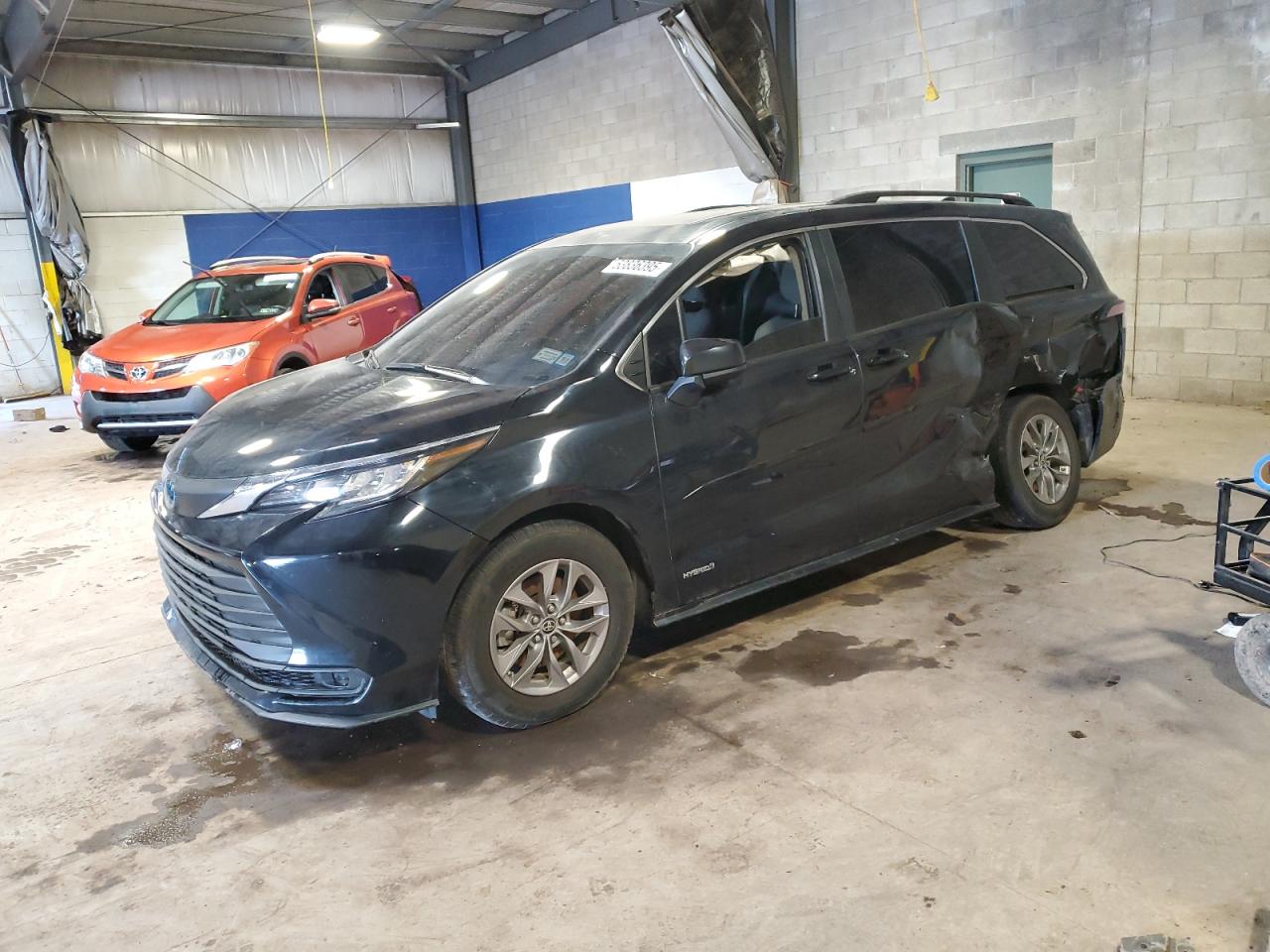 2021 TOYOTA SIENNA LE 8-PASSENGER | 5TDBRKEC6MS051146 | UPCARS