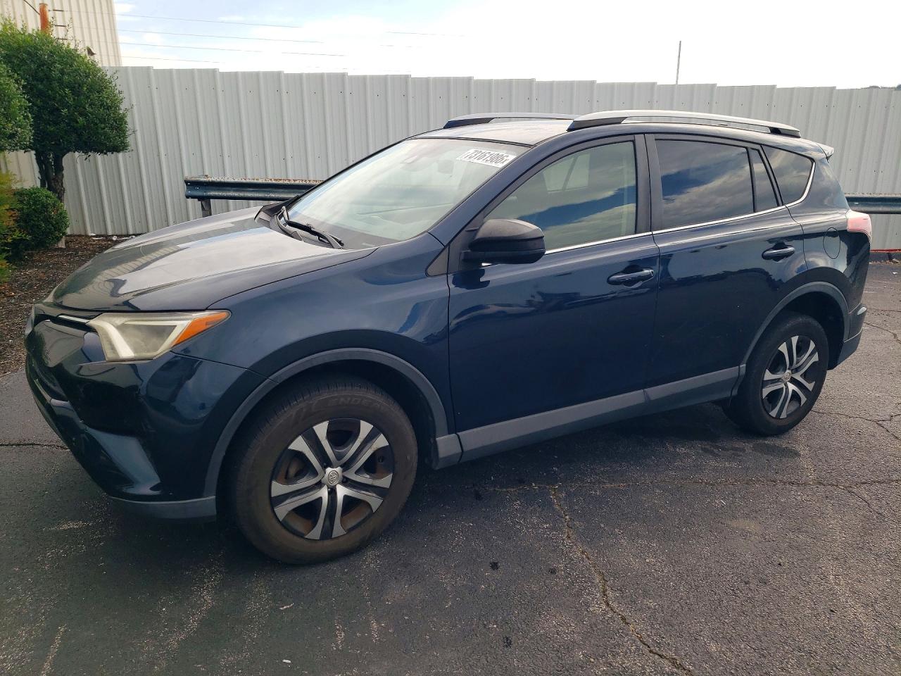 2017 TOYOTA RAV4 LE | JTMZFREV6HJ108935 | UPCARS