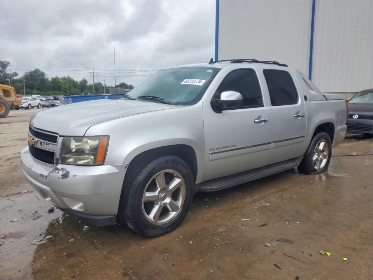 2013 CHEVROLET AVALANCHE LTZ | 3GNMCGE05DG264365 | UPCARS