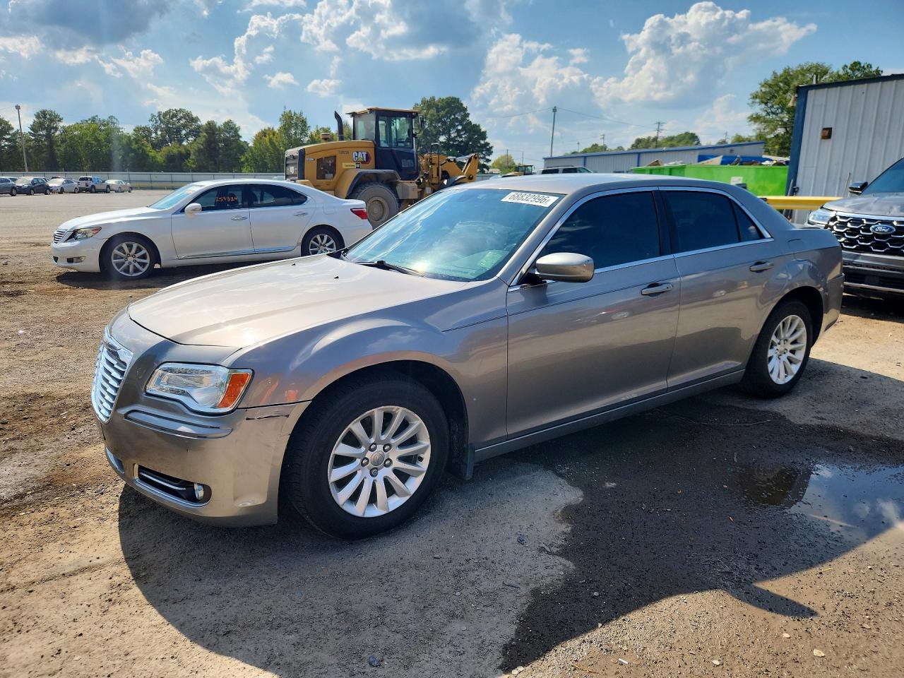 2014 CHRYSLER 300 | 2C3CCAAG1EH141852 | UPCARS