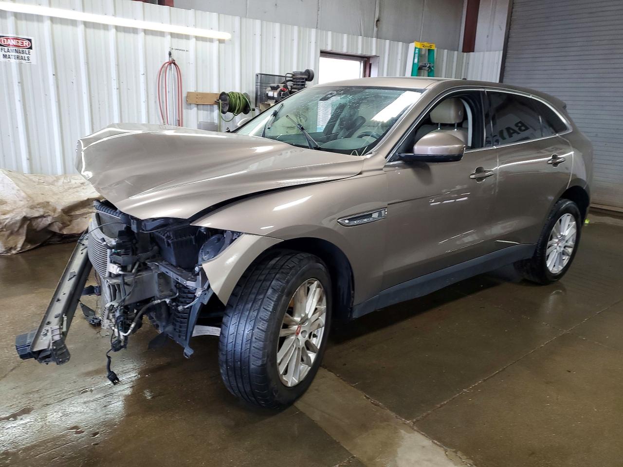 2017 JAGUAR F-PACE PRESTIGE | SADCK2BV5HA490649 | UPCARS