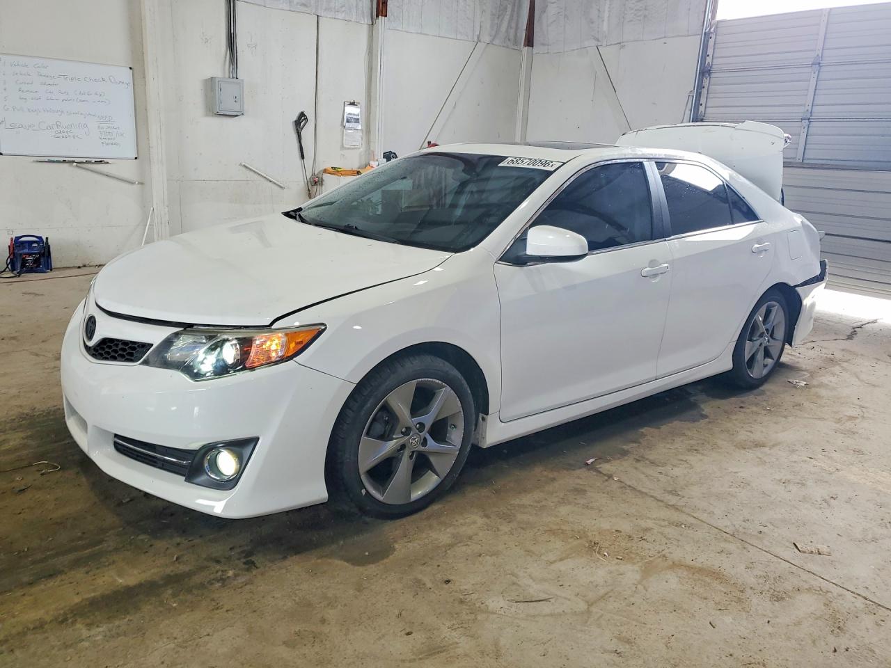 2014 TOYOTA CAMRY SE SPORT | 4T1BF1FK5EU386352 | UPCARS