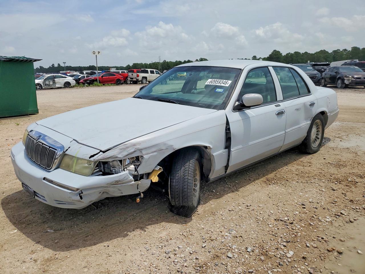2000 MERCURY GRMARQUIS | 2MEFM75W2YX717354 | UPCARS