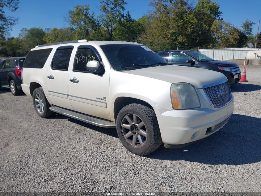 2011 GMC YUKON XL 1500 DENALI | 1GKS2MEF4BR204875 | UPCARS