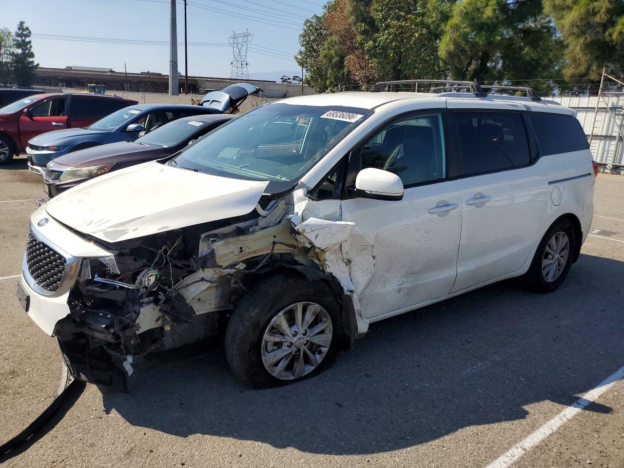 2017 KIA SEDONA LX | KNDMB5C14H6290961 | UPCARS