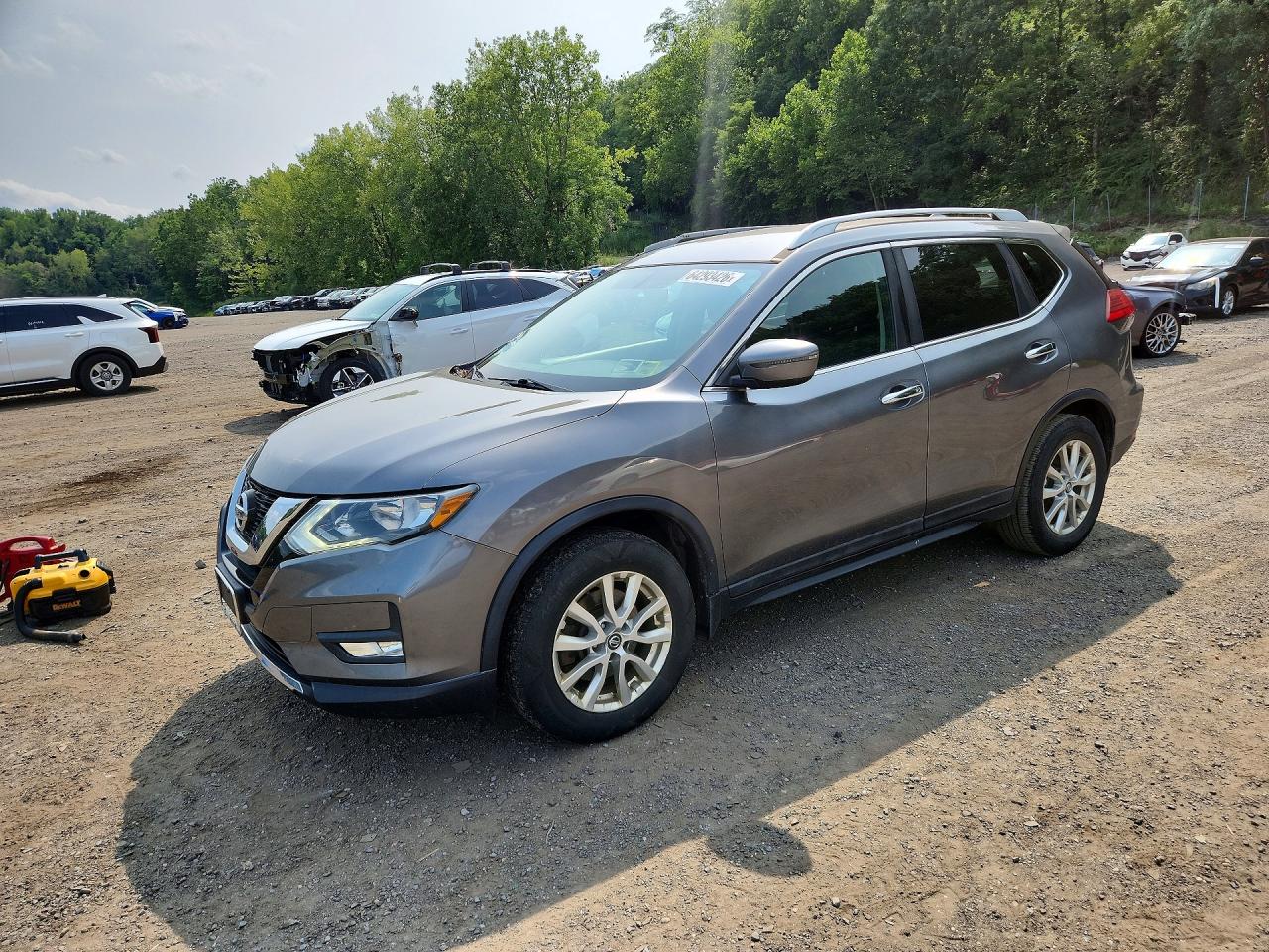 2017 NISSAN ROGUE S | 5N1AT2MM1HC744149 | UPCARS