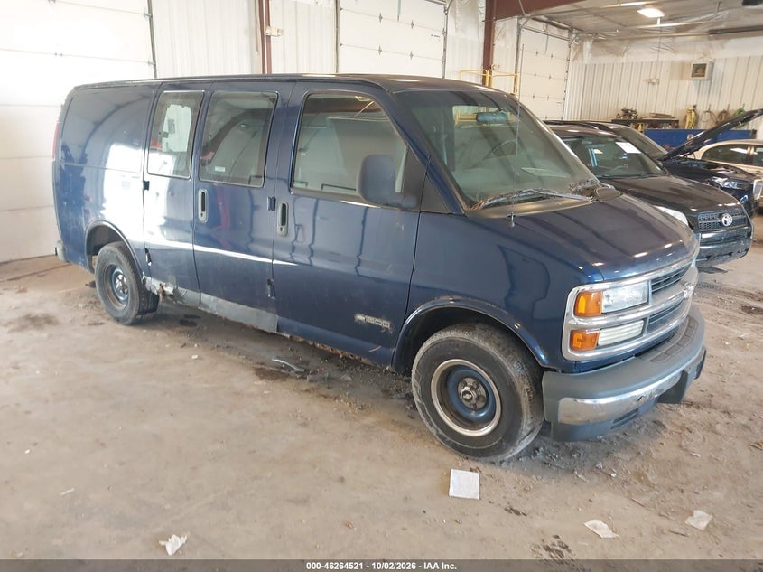 2002 CHEVROLET EXPRESS | 1GCFG15R821136974 | UPCARS