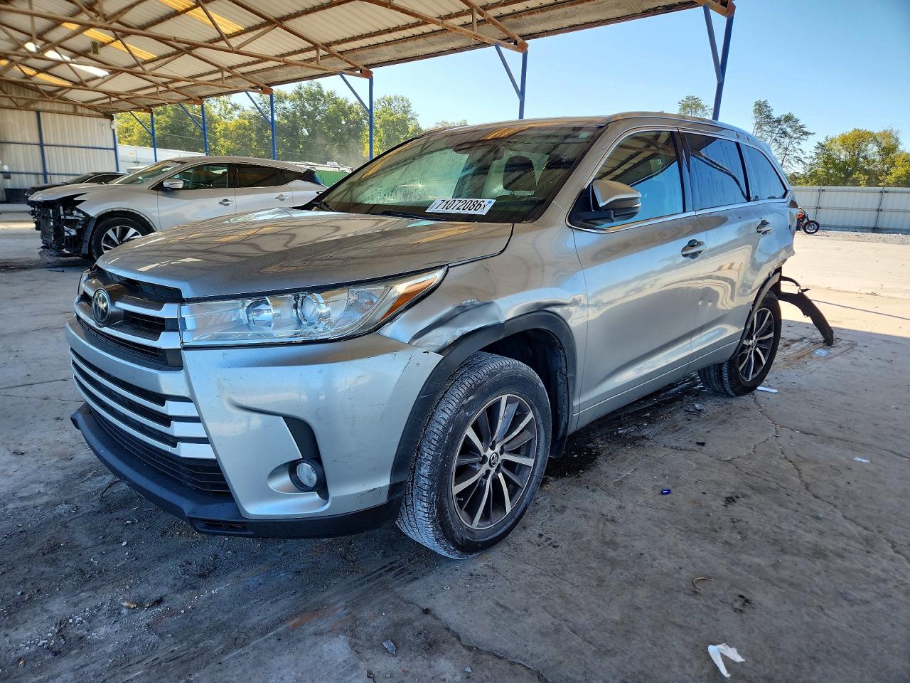 2017 TOYOTA HIGHLANDER XLE | 5TDJZRFH7HS365103 | UPCARS