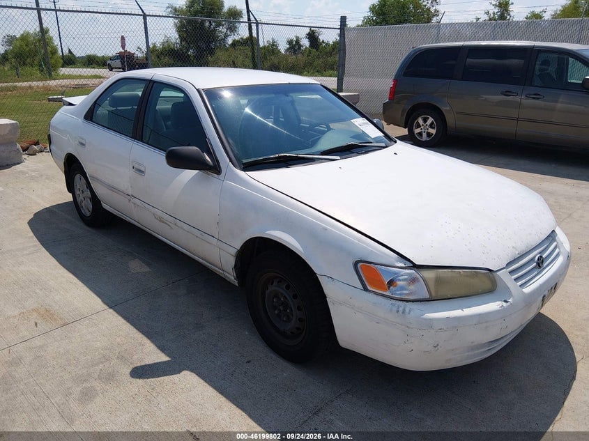 1999 TOYOTA CAMRY LE | JT2BG22K2X0322592 | UPCARS