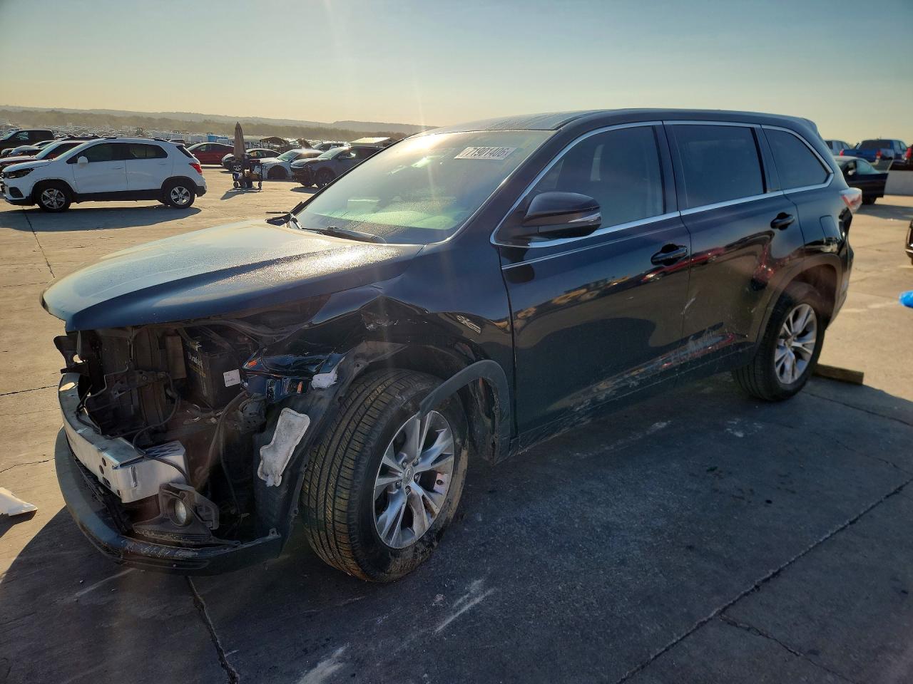 2015 TOYOTA HIGHLANDER LE PLUS | 5TDZKRFH8FS079412 | UPCARS