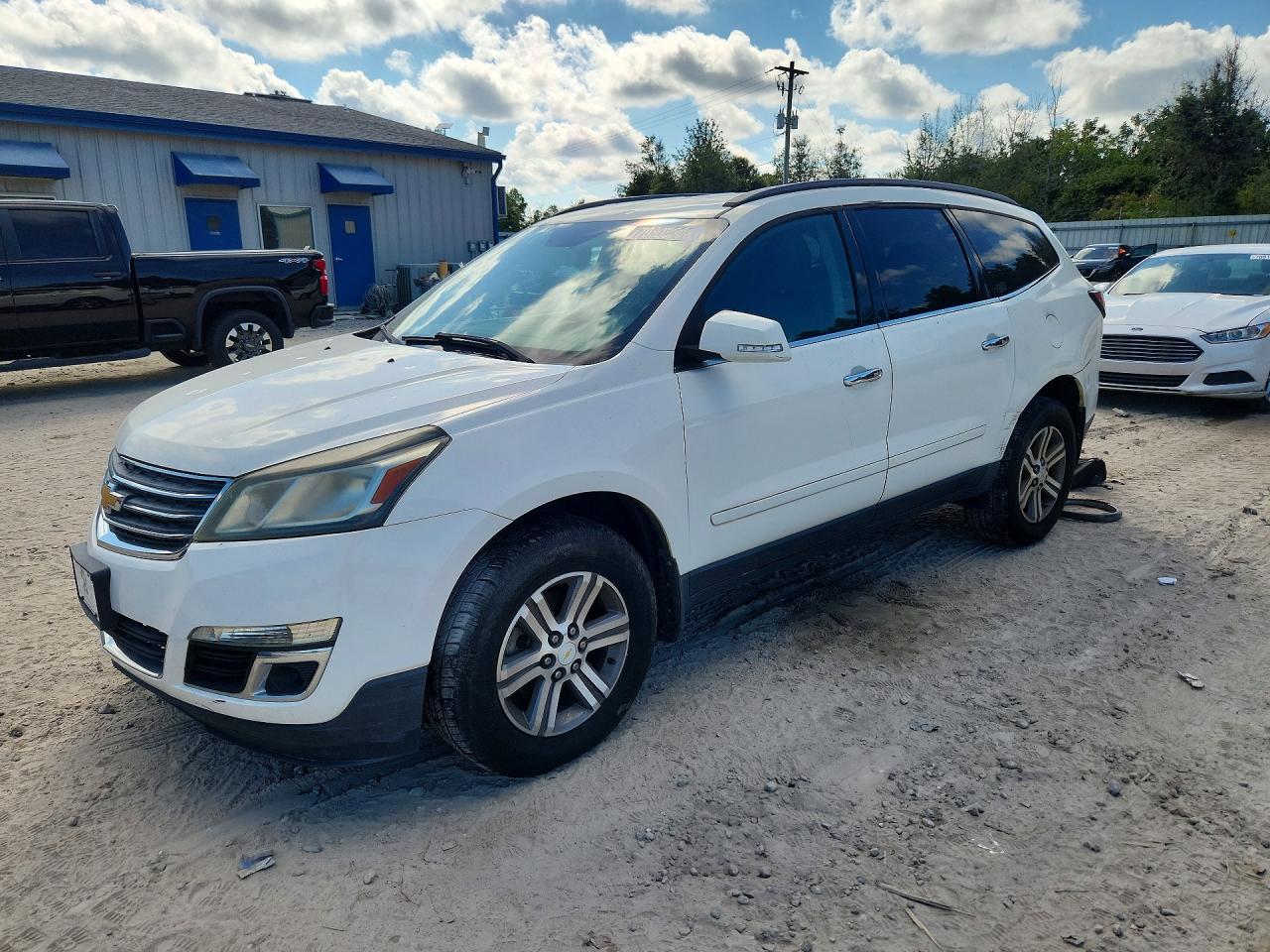 2015 CHEVROLET TRAVERSE LT | 1GNKRGKD3FJ181466 | UPCARS