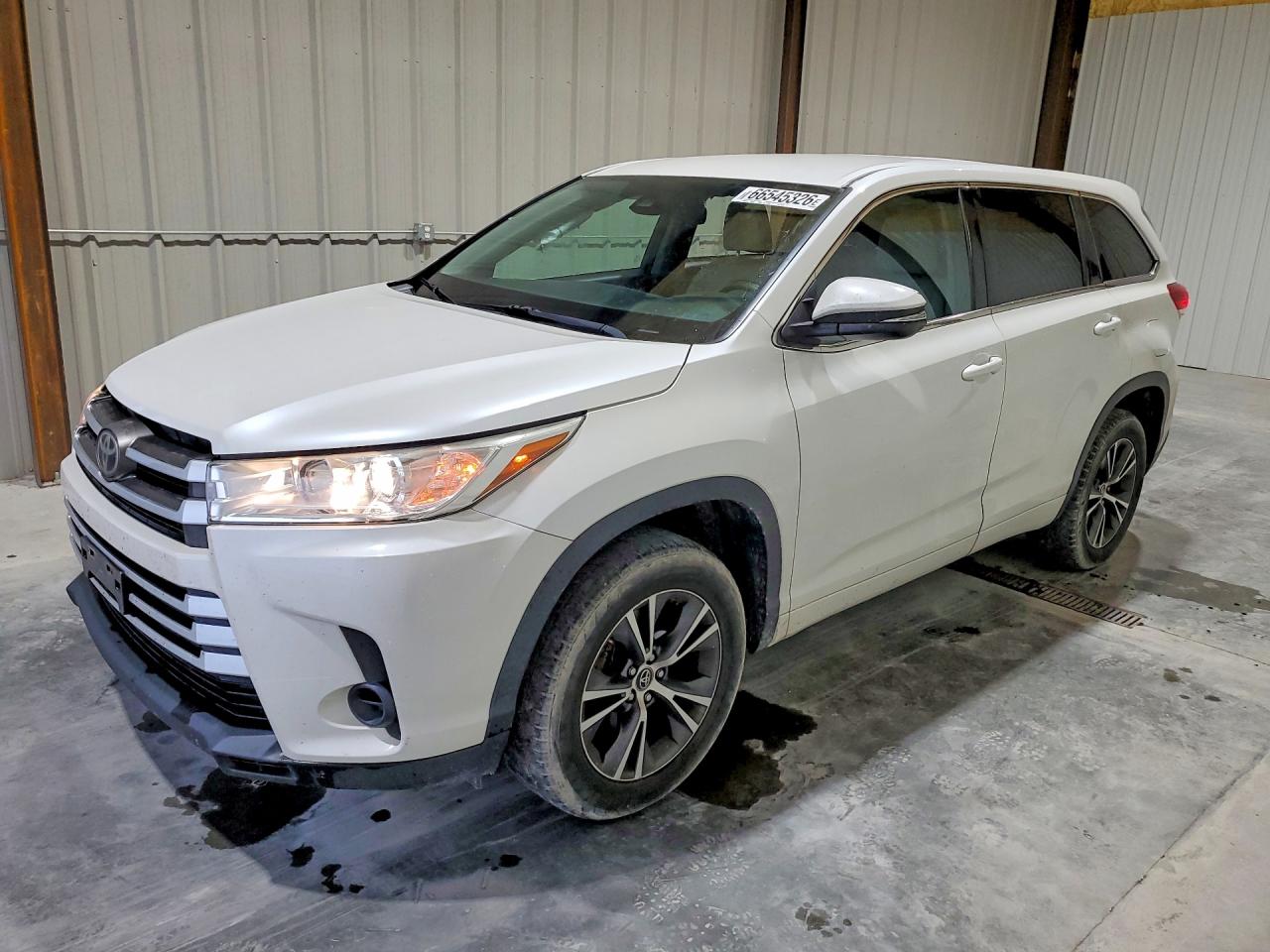 2017 TOYOTA HIGHLANDER LE | 5TDZARFH7HS026724 | UPCARS