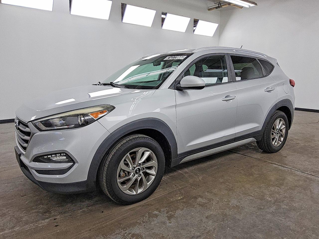 2017 HYUNDAI TUCSON SE | KM8J3CA40HU289542 | UPCARS