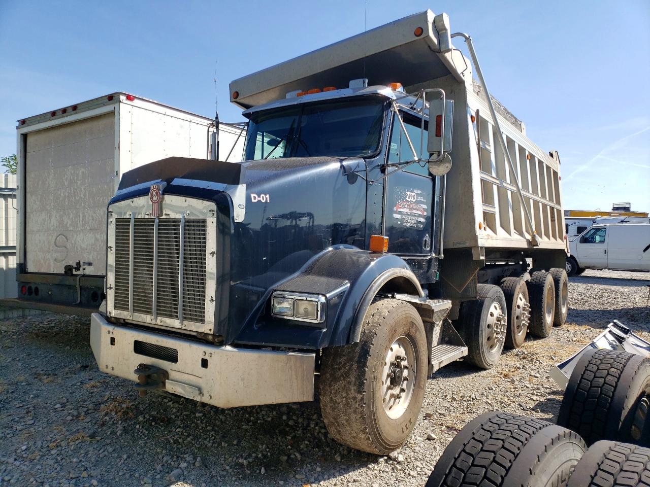 2002 KENWORTH ALL OTHER T800 DUMP TRUCK | 1NKDL00X72J898243 | UPCARS