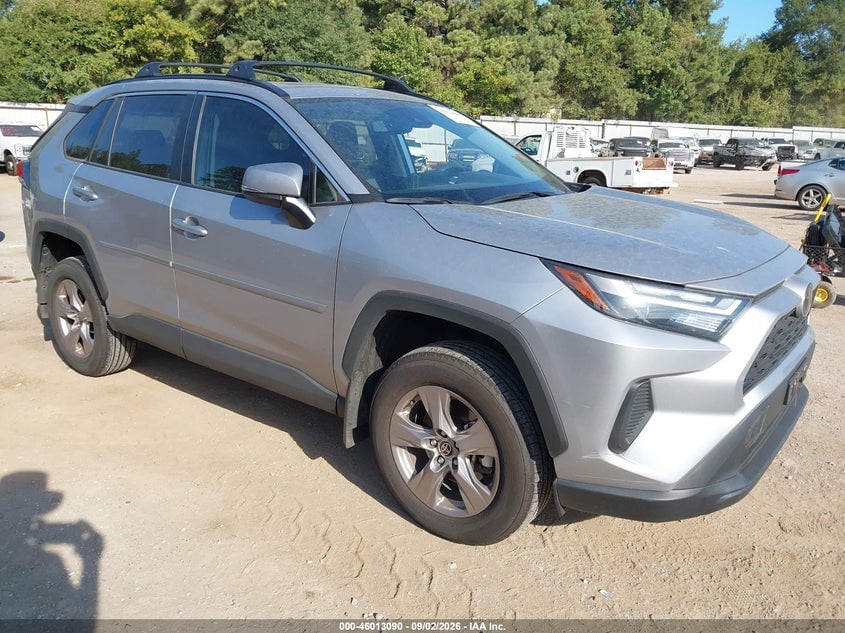2025 TOYOTA RAV4 XLE | 2T3W1RFV6SC330188 | UPCARS