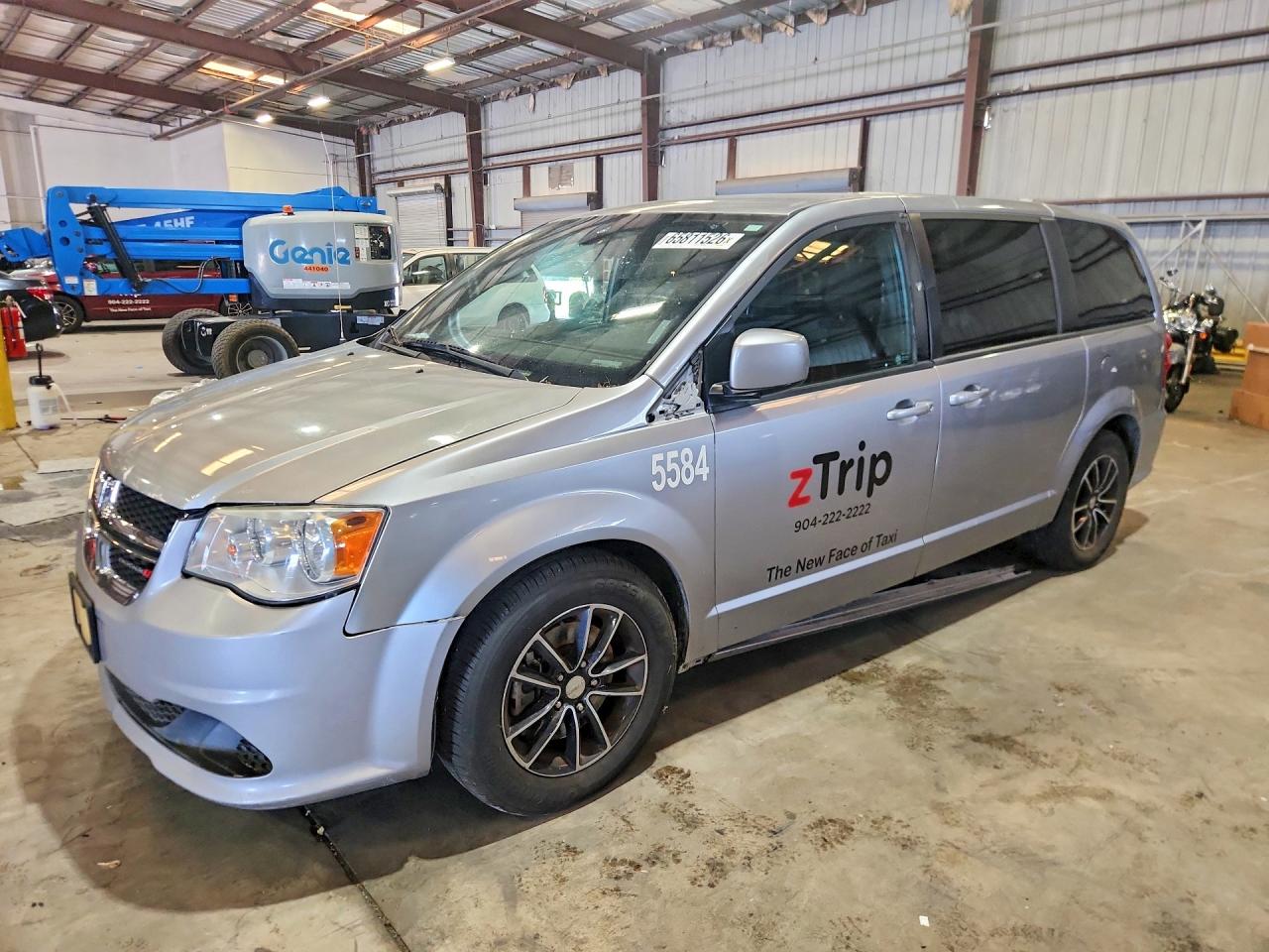 2018 DODGE CARAVAN SXT | 2C4RDGCG6JR256339 | UPCARS