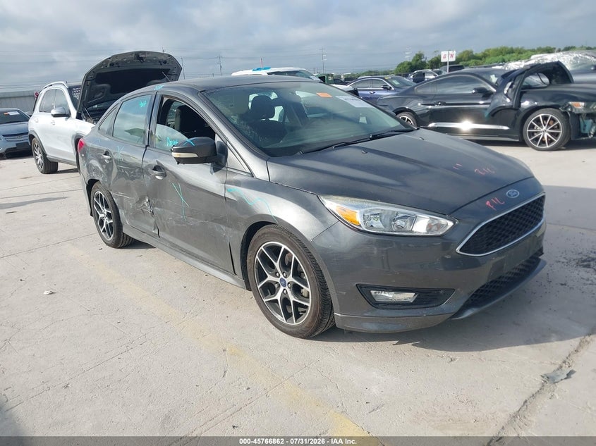 2016 FORD FOCU SE | 1FADP3F27GL289125 | UPCARS