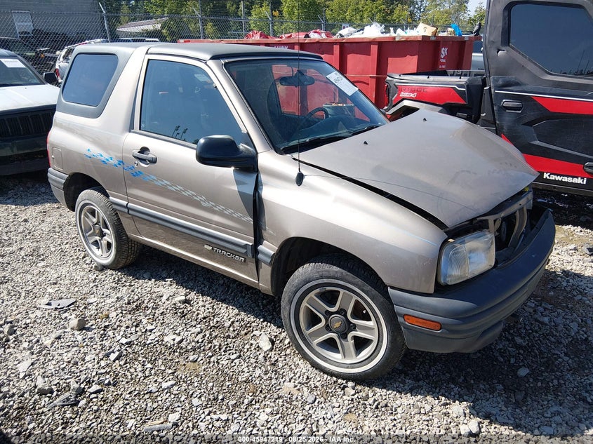 2002 CHEVROLET TRACKER | 2CNBJ18C526951679 | UPCARS