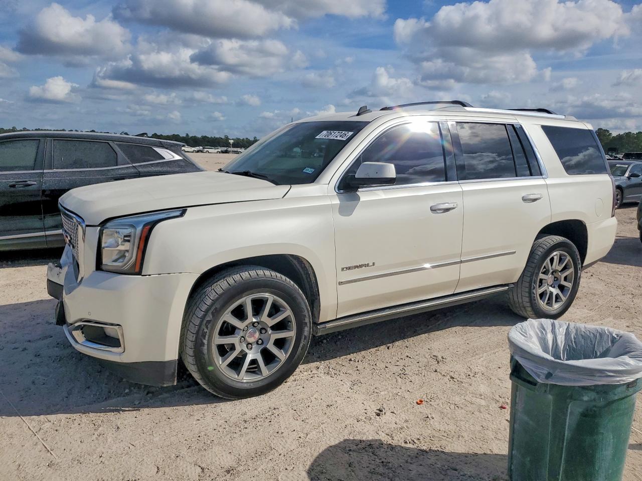 2015 GMC YUKON DENALI | 1GKS2CKJ9FR144360 | UPCARS