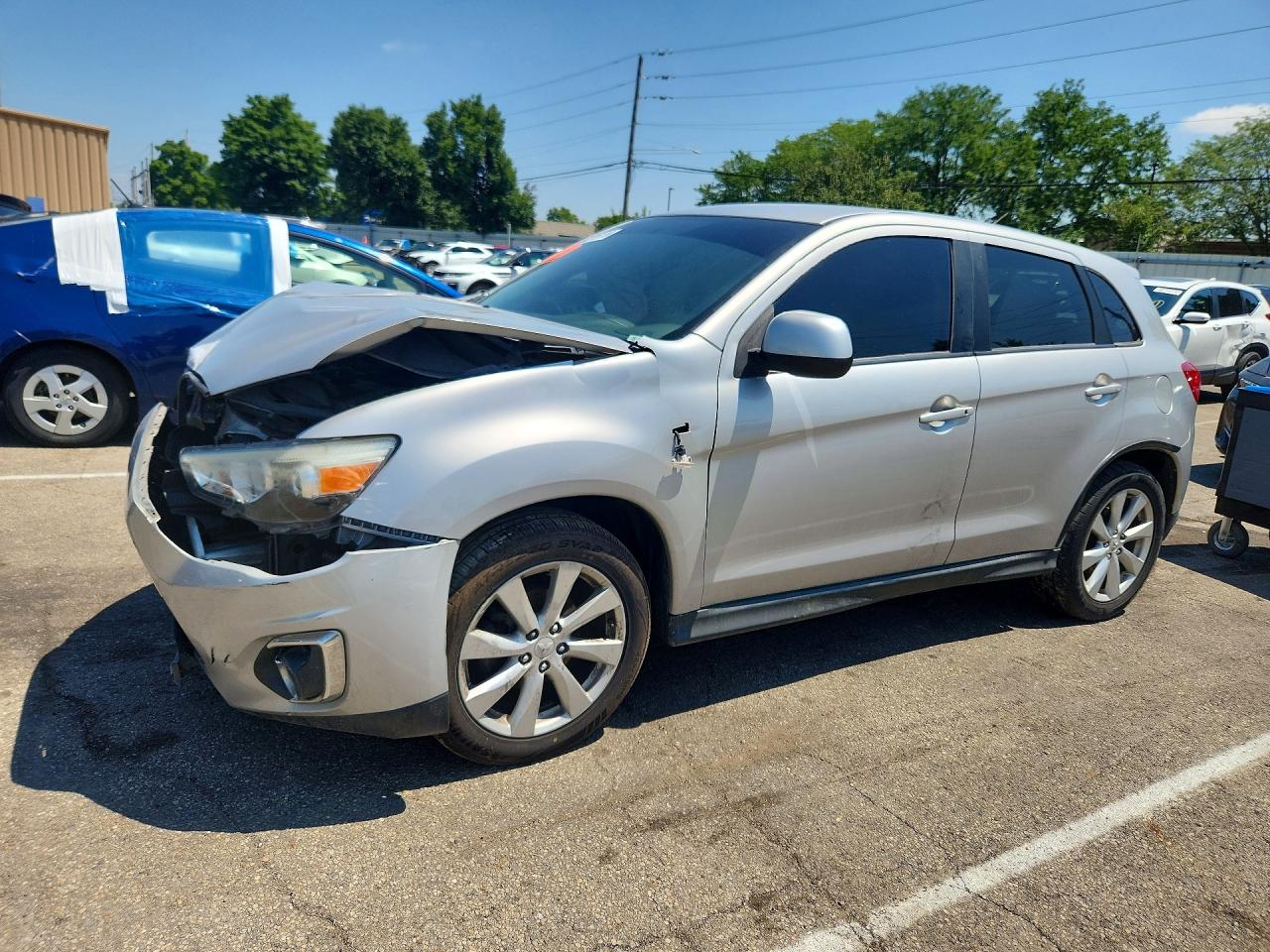 2014 MITSUBISHI OUTLANDER ES | 4A4AR3AU9EE010610 | UPCARS