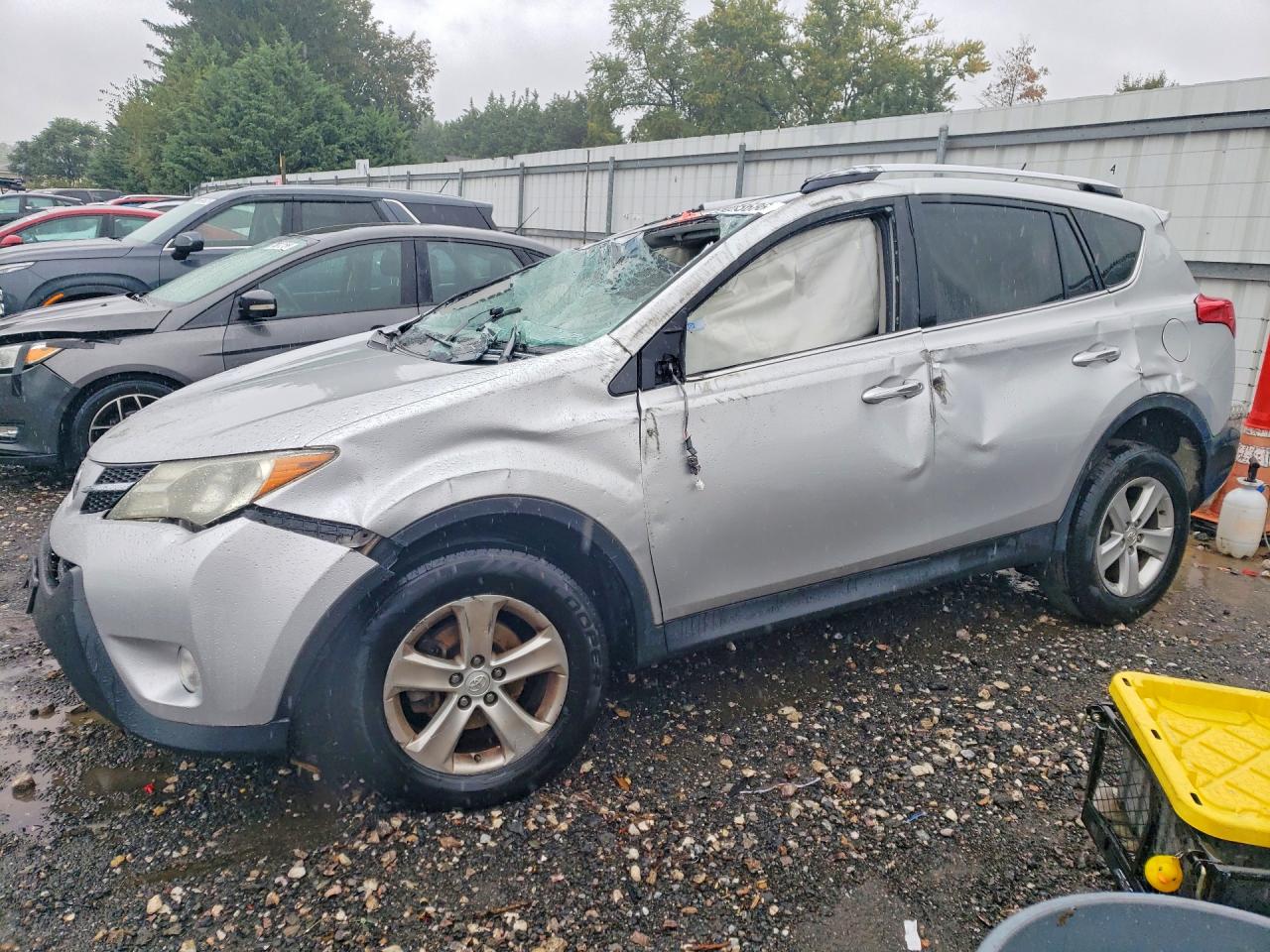 2013 TOYOTA RAV4 XLE | JTMRFREV3D5010108 | UPCARS