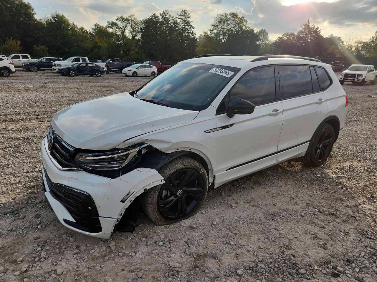 2023 VOLKSWAGEN TIGUAN SE R-LINE BLACK | 3VVCB7AX3PM082469 | UPCARS