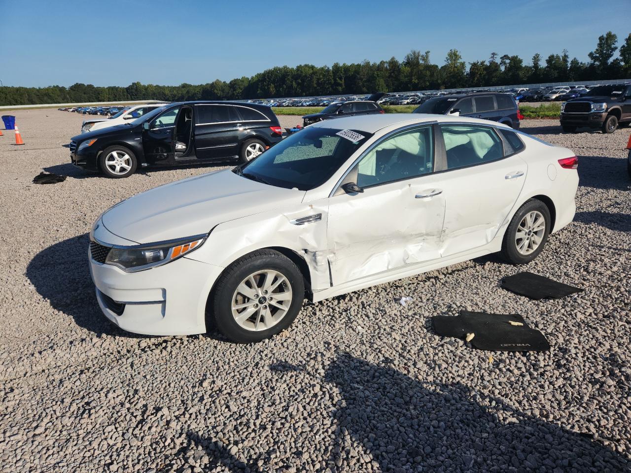 2016 KIA OPTIMA LX | 5XXGT4L35GG056317 | UPCARS