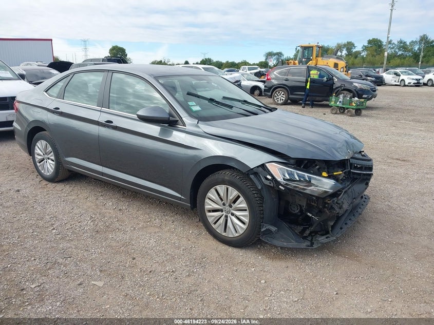 2019 VOLKSWAGEN JETTA 1.4T R-LINE/1.4T S/1.4T SE | 3VWC57BU1KM088495 | UPCARS