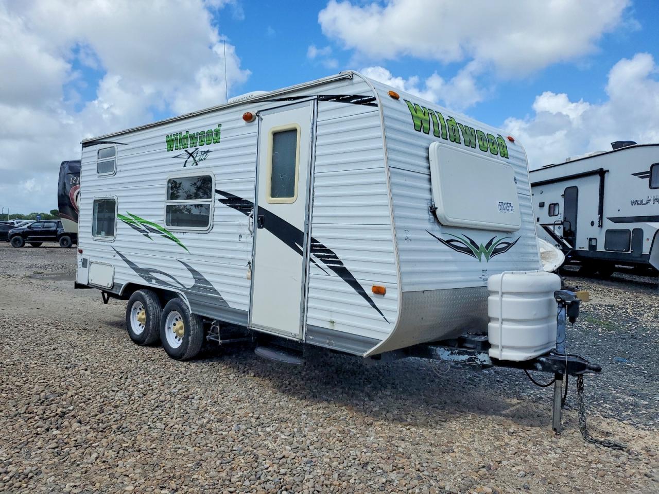 2010 FOREST RIVER WILDWOOD 1 | 4X4TWDT26AR339479 | UPCARS