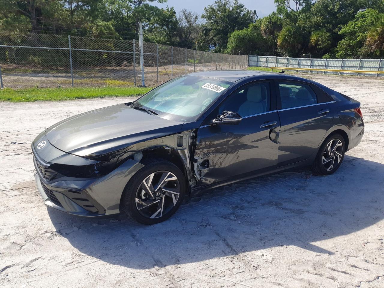2026 HYUNDAI ELANTRA LIMITED | KMHLP4DG3TU223567 | UPCARS