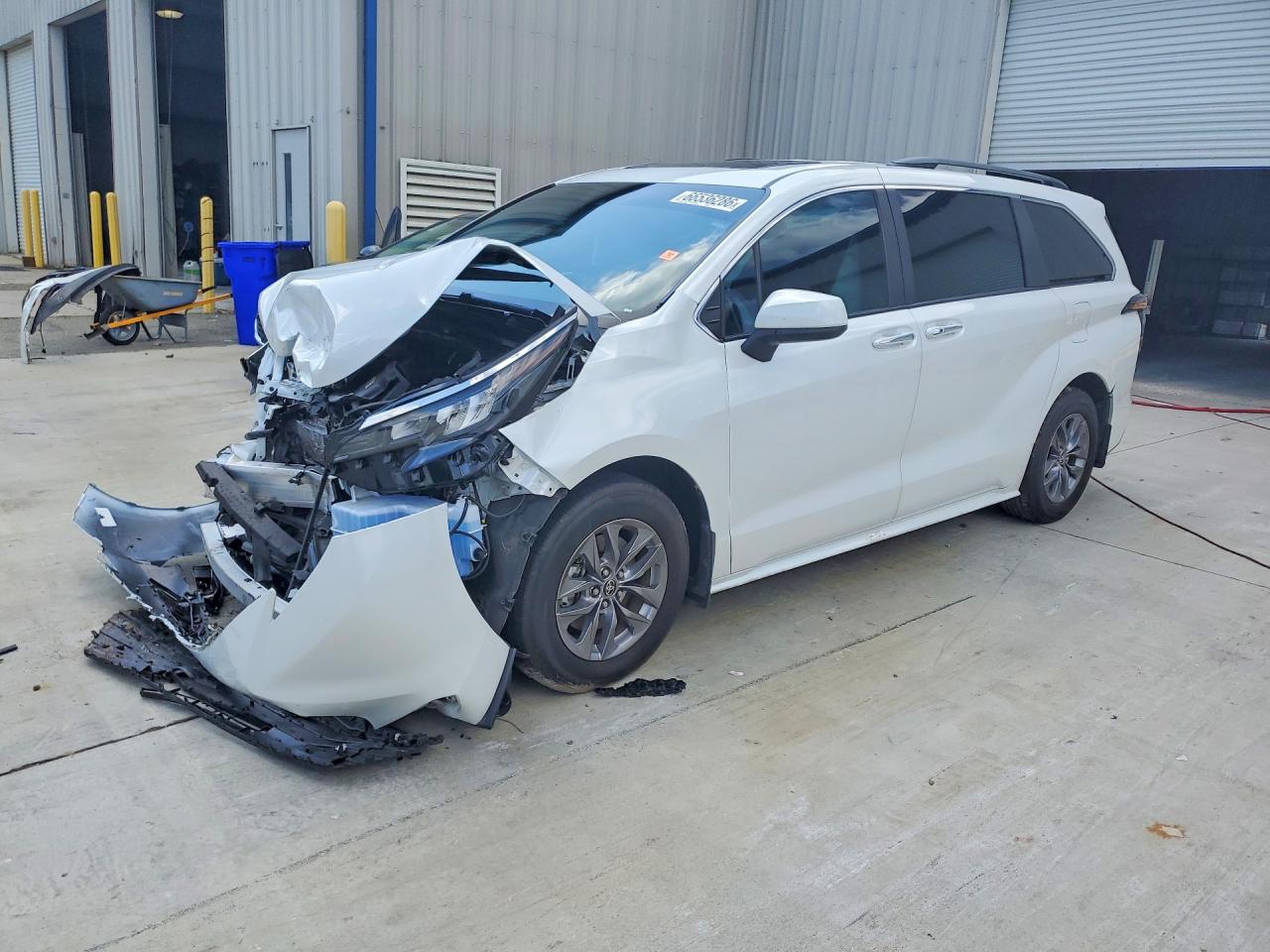 2025 TOYOTA SIENNA XLE 8-PASSENGER | 5TDJRKEC2SS245908 | UPCARS